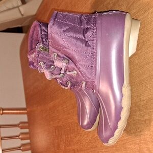 FLASH SALE Sperry maroon boots 6.5